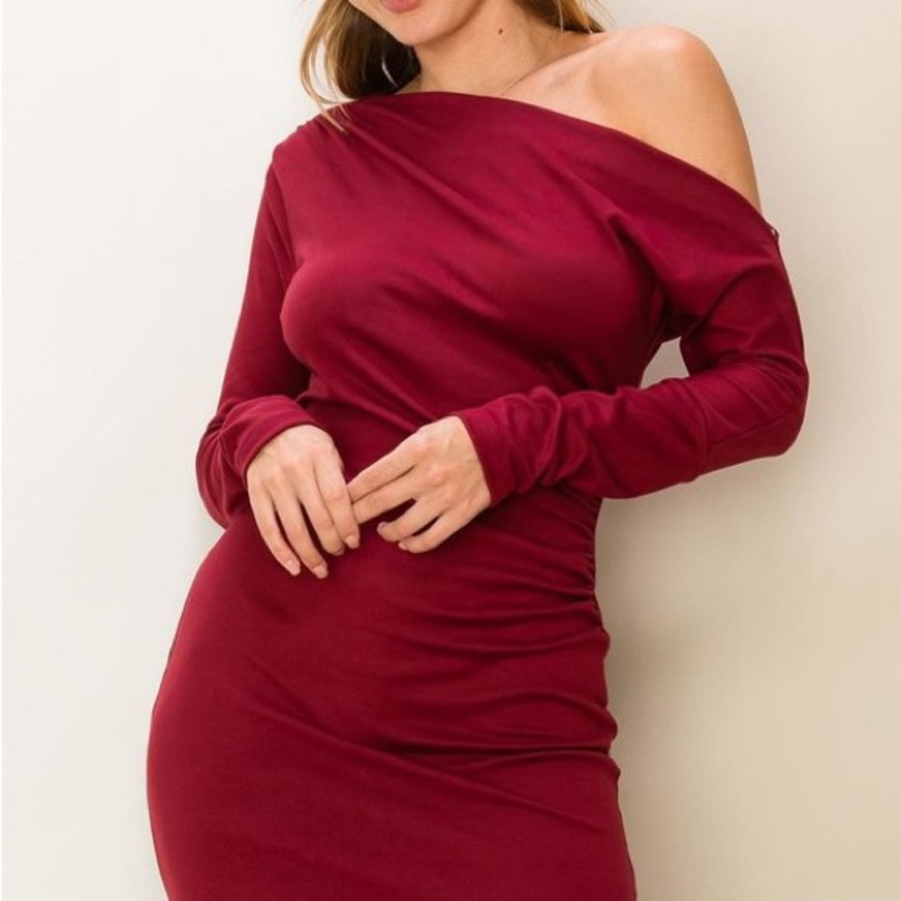 Off the Shoulder Long Sleeve Burgundy Faux Suede Mini NWT Small and Medium